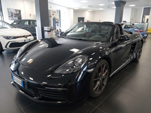 Porsche 718 Spyder 2 - foto 2 di 4