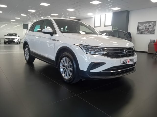 Volkswagen Tiguan 2.0 TDI 150 CV SCR DSG Life - foto 3 di 4