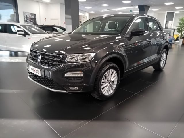 Volkswagen T-Roc 1.0 TSI Style BlueMotion Technology, del 2020, 77.400 km, in vendita a Mirano (VE)