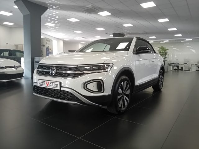 Volkswagen T-Roc Cabriolet 1.0 TSI Style, del 2025, 23.900 km, in vendita a Mirano (VE)