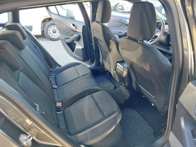 Ford Focus 1.5 EcoBlue 120 CV aut. SW ST-Line Design, del 2022, 114.000 km, in vendita a Tivoli (RM)