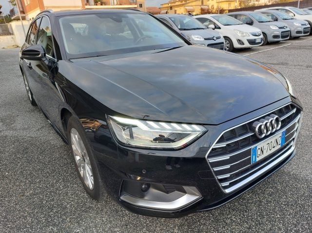 Audi A4 Avant 30 hybrid TDI/136 CV S tronic Bus. Adv. - foto 3 di 4