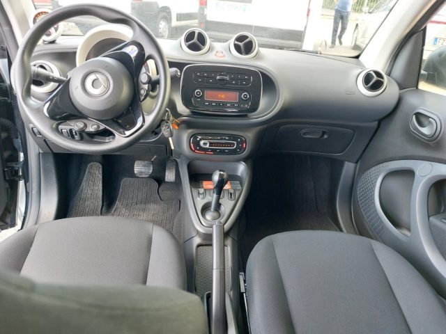 smart forTwo EQ Pure uniprò km 10.000 Automatica Fatturab. usato a TIVOLI