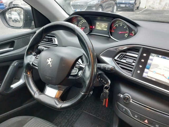 Peugeot 308 BlueHDi 100 S&S SW Business Navi Euro6 usato a TIVOLI