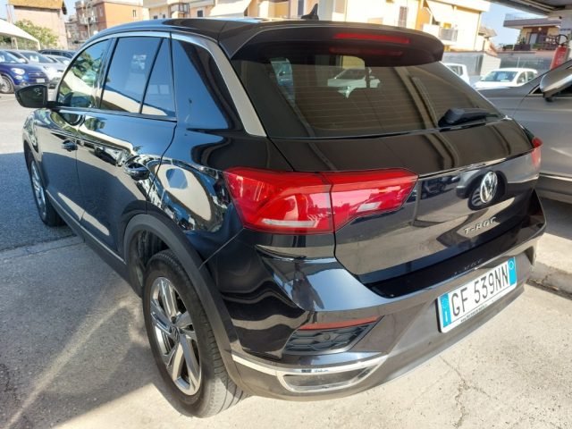 Volkswagen T-Roc 2.0 TDI SCR Business BlueMotion Technology, del 2021, 71.000 km, in vendita a Tivoli (RM)