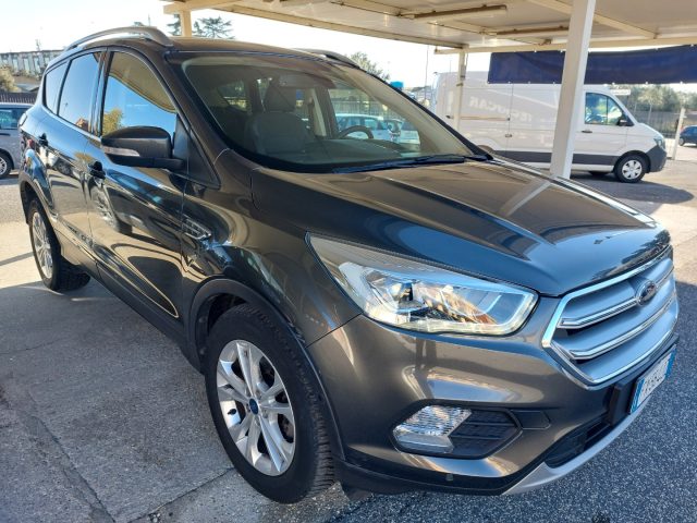 Ford Kuga 1.5 TDCI 120 CV S&S 2WD Powershift Edition - foto 3 di 44