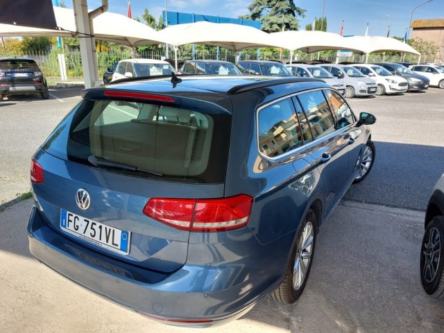 Volkswagen Passat Variant 1.6 TDI Trendline BlueMotion Technology - foto 4 di 4