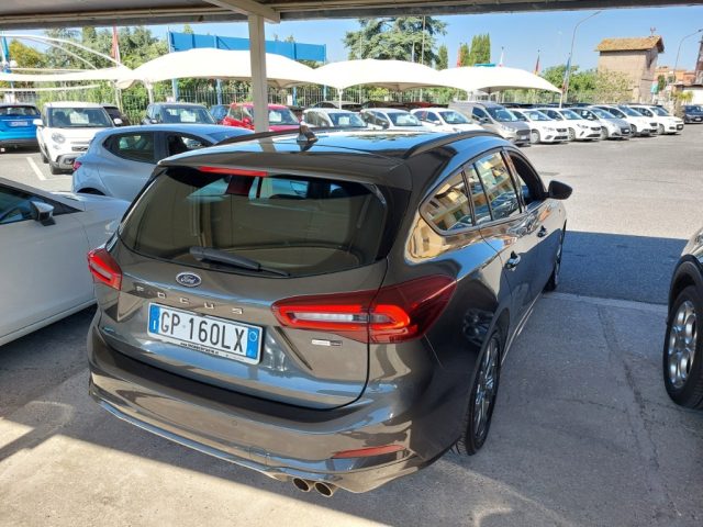 Ford Focus 1.0 EcoBoost Hybrid 155 CV Powershift SW ST-line - foto 4 di 4