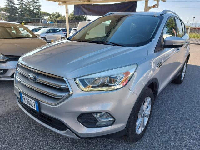 Ford Kuga 1.5 TDCI 120 CV S&S 2WD Titanium - foto 3 di 4