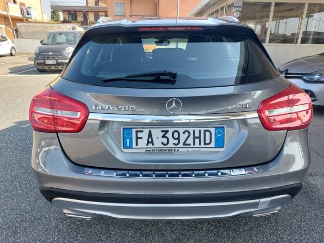 Mercedes-Benz GLA 200 d Automatic Sport Navig Misto pelle Retroc.Sensori - foto 4 di 4
