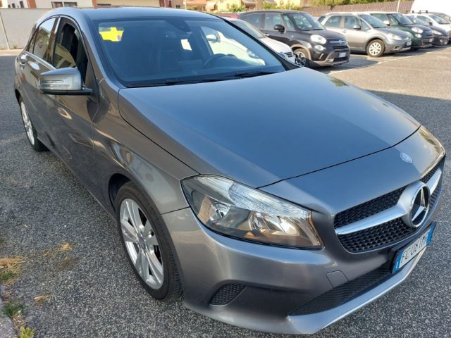 Mercedes-Benz A 180 d Sport km 116000 Navig Retrocam Euro 6 - foto 3 di 4