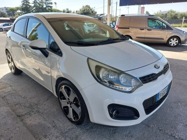 Kia Rio 1.4 CRDi 5p. Cool, del 2014, 222.000 km, in vendita a Tivoli (RM)