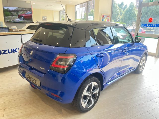 Suzuki Swift 1.2 Hybrid Top - foto 2 di 4
