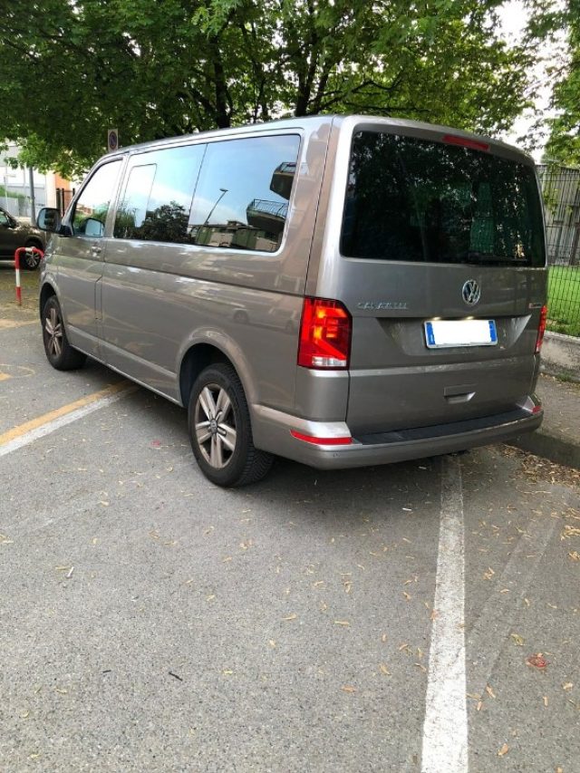 Volkswagen Caravelle 2.0 TDI 150CV DSG PC Comfortline 4X4 - foto 4 di 4