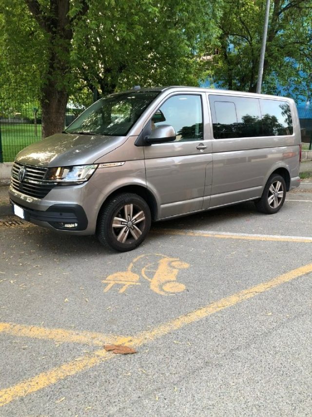 Volkswagen Caravelle 2.0 TDI 150CV DSG PC Comfortline 4X4 - foto 3 di 4