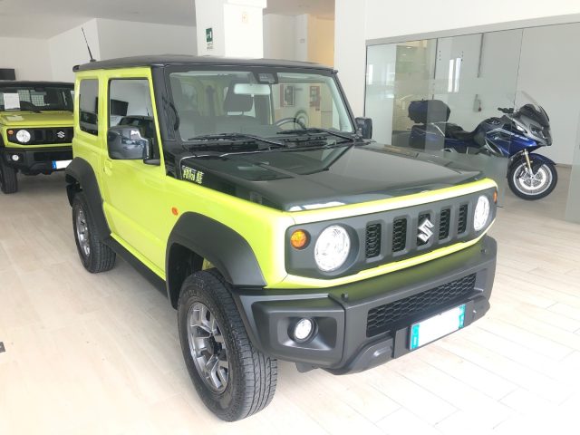 Suzuki Jimny 1.5 5MT Top 4 POSTI SERIE LIMITATA NUMERO 7 DI 20 - foto 3 di 4
