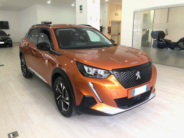 Peugeot 2008 PureTech 130 S&S Allure - foto 3 di 4