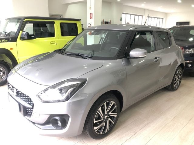 Suzuki Swift 1.2 Hybrid Top, del 2023, 60.782 km, in vendita a Torino (TO)