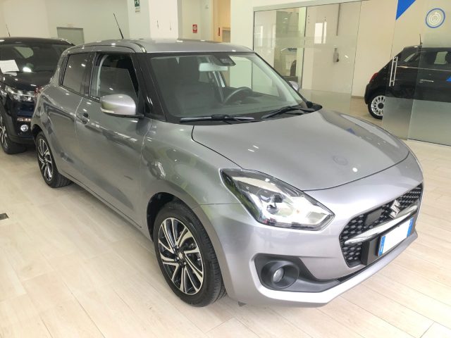 Suzuki Swift 1.2 Hybrid Top - foto 3 di 4