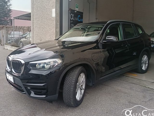 BMW X3 xDrive30e Business Advantage usato a CURNO