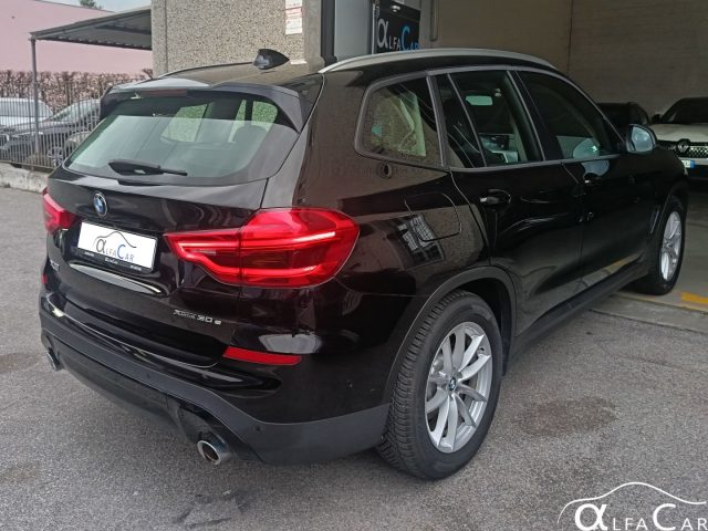 BMW X3 xDrive30e Business Advantage - foto 2 di 4