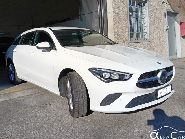 Mercedes-Benz CLA 250 e hybrid EQ Shooting Brake Business - foto 4 di 4
