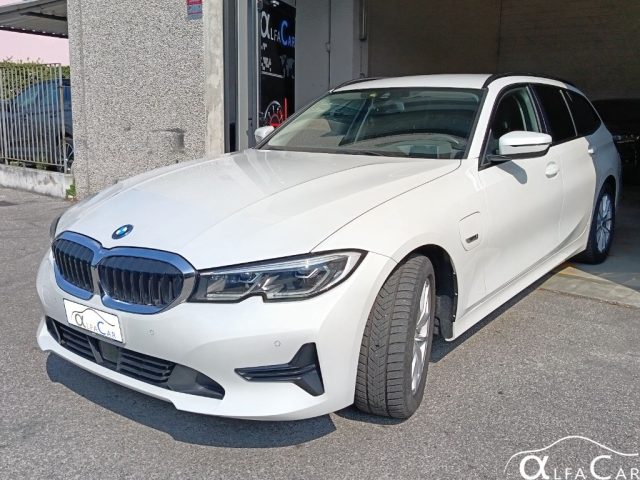 BMW 320 e Touring usato a CURNO