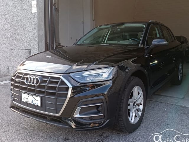 Audi Q5 50 TFSI e quattro S tronic Business, del 2021, 75.487 km, in vendita a Curno (BG)