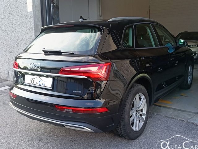 Audi Q5 50 TFSI e quattro S tronic Business - foto 2 di 19