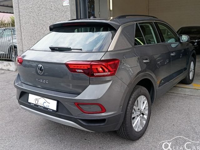 Volkswagen T-Roc 1.5 TSI ACT Life DSG - foto 2 di 4