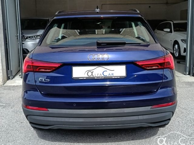 Audi Q3 45 TFSI e S tronic Business - foto 4 di 4