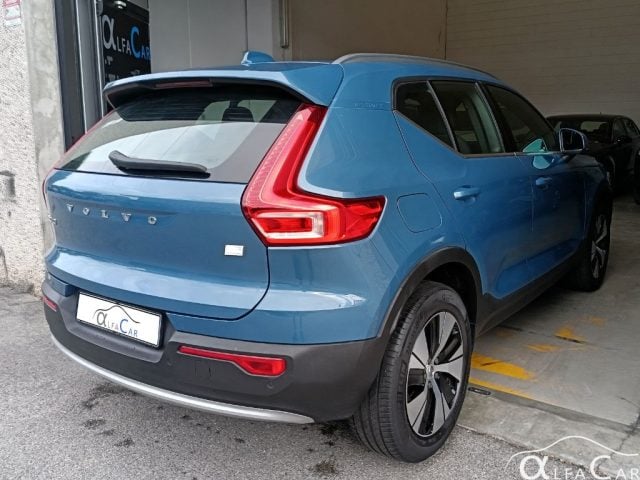Volvo XC40 T5 Recharge Plug-in Hybrid automatico Core - foto 2 di 4