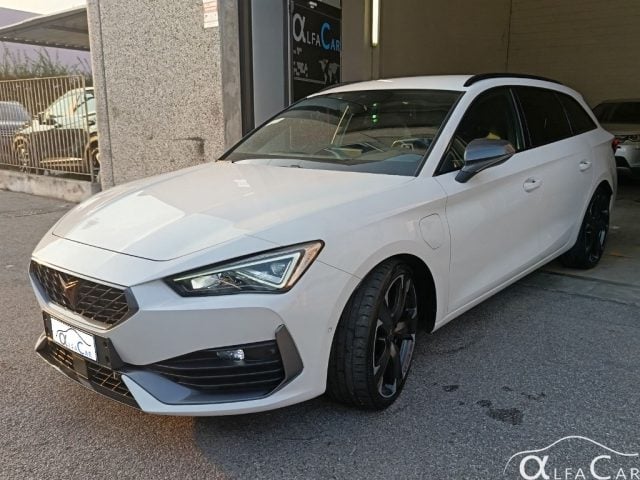CUPRA Leon Sportstourer 1.4 e-HYBRID 245 CV DSG VZ, del 2022, 50.000 km, in vendita a Curno (BG)