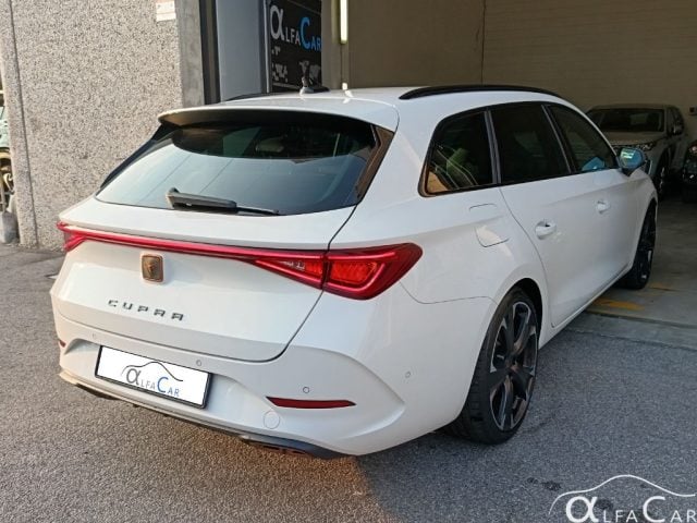 CUPRA Leon Sportstourer 1.4 e-HYBRID 245 CV DSG VZ - foto 2 di 4