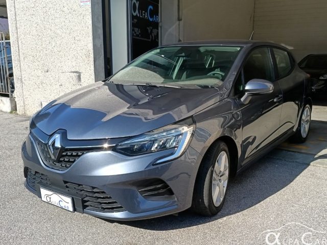 Renault Clio Full Hybrid E-Tech 140 CV 5 porte Zen, del 2022, 30.000 km, in vendita a Curno (BG)