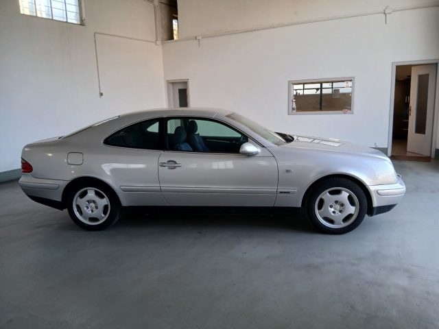 Mercedes-Benz CLK 200 cat Elegance - foto 2 di 4