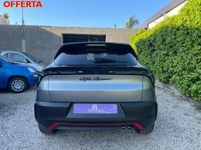 Alfa Romeo Junior 1.2 145 CV Hybrid eDCT6 Speciale - foto 4 di 4