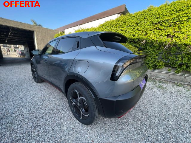 Alfa Romeo Junior 1.2 145 CV Hybrid eDCT6 Speciale - foto 3 di 4