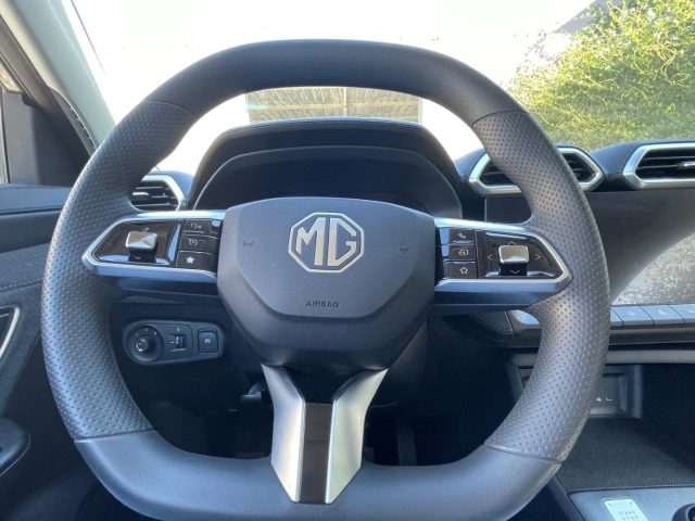 MG ZS 1.5 Standard - foto 4 di 4