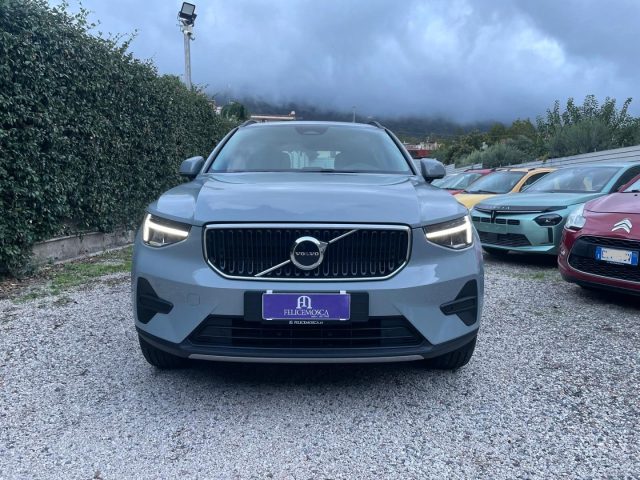 Volvo XC40 B3 automatico Essential nuovo a SOMMA VESUVIANA