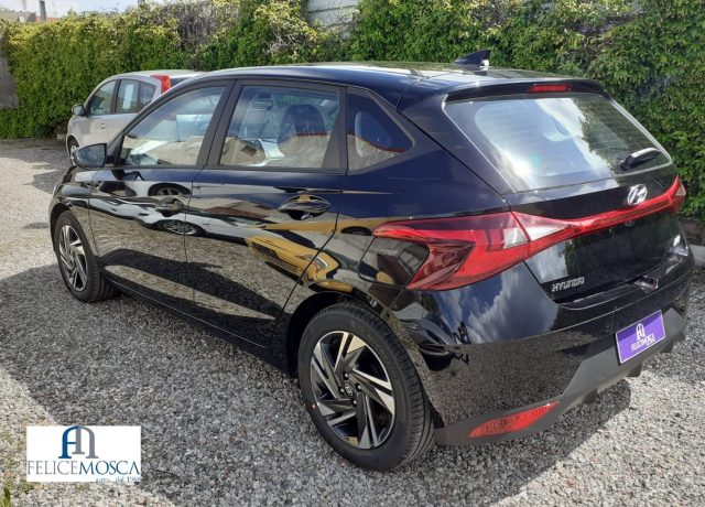 Hyundai i20 1.2 MPI MT Connectline - foto 3 di 4