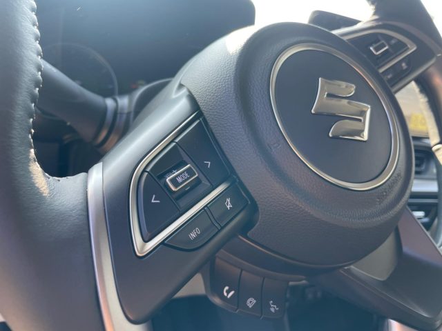 Suzuki Swift 1.2 Hybrid Top nuovo a SOMMA VESUVIANA