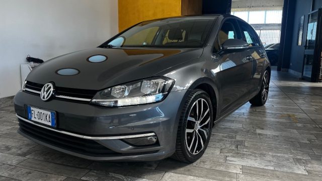 Volkswagen Golf 1.6 TDI 115 CV 5p. Sport BlueMotion Technology usato a BORGO SAN DALMAZZO