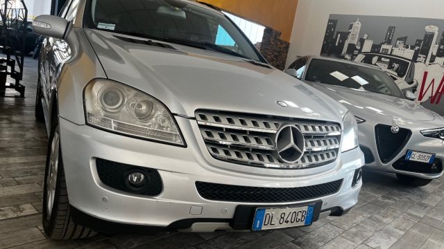 Mercedes-Benz ML 320 CDI Sport - foto 2 di 4