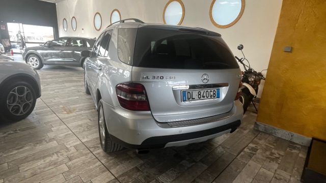 Mercedes-Benz ML 320 CDI Sport - foto 4 di 4