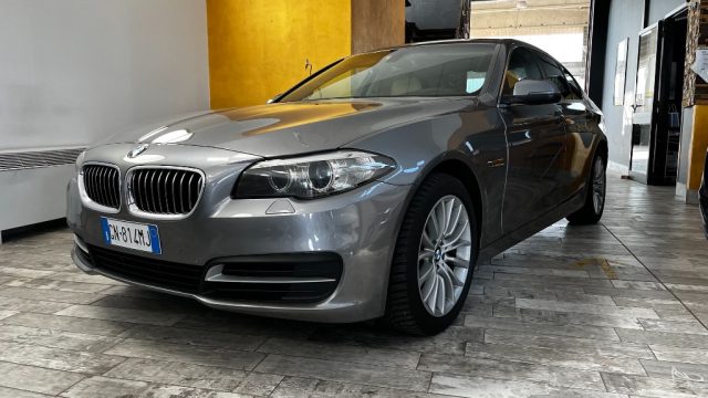 BMW 520 d Luxury usato a BORGO SAN DALMAZZO