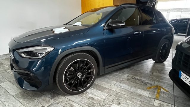 Mercedes-Benz GLA 250 Automatic Premium 4 matic - foto 3 di 4