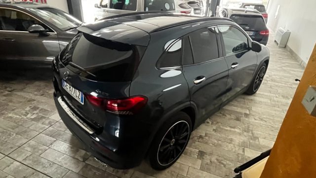 Mercedes-Benz GLA 250 Automatic Premium 4 matic - foto 4 di 4
