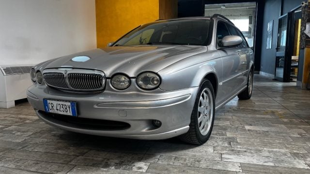 Jaguar X-Type 2.0D cat Wagon Executive NON FUNZIONANTE, del 2004, 199.898 km, in vendita a Borgo San Dalmazzo (CN)