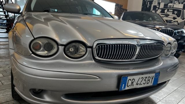 Jaguar X-Type 2.0D cat Wagon Executive NON FUNZIONANTE - foto 2 di 4